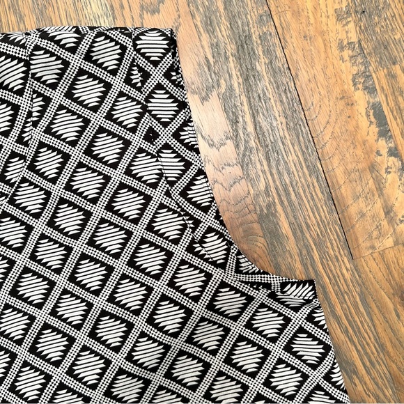 J. Crew Factory Print Sleeveless Top - Picture 8 of 10